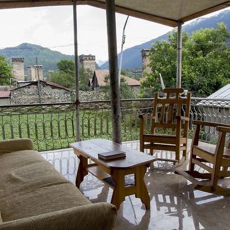 Guesthouse Ori Beli In Mestia Exterior foto